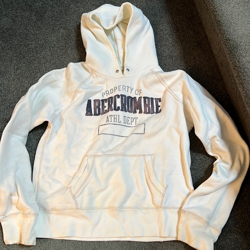 Abercrombie & Fitch White Cozy Sweatshirt, XL. Juniors